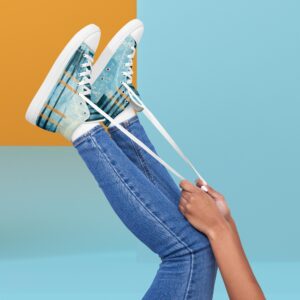 Sneakers de caña alta para mujer – Líneas Azules